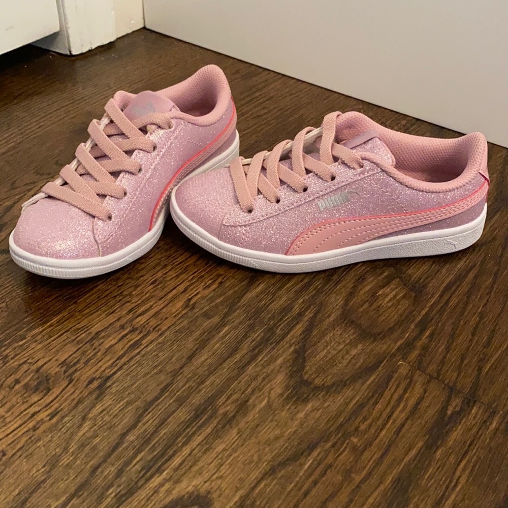 Girls soft foam Puma sneakers